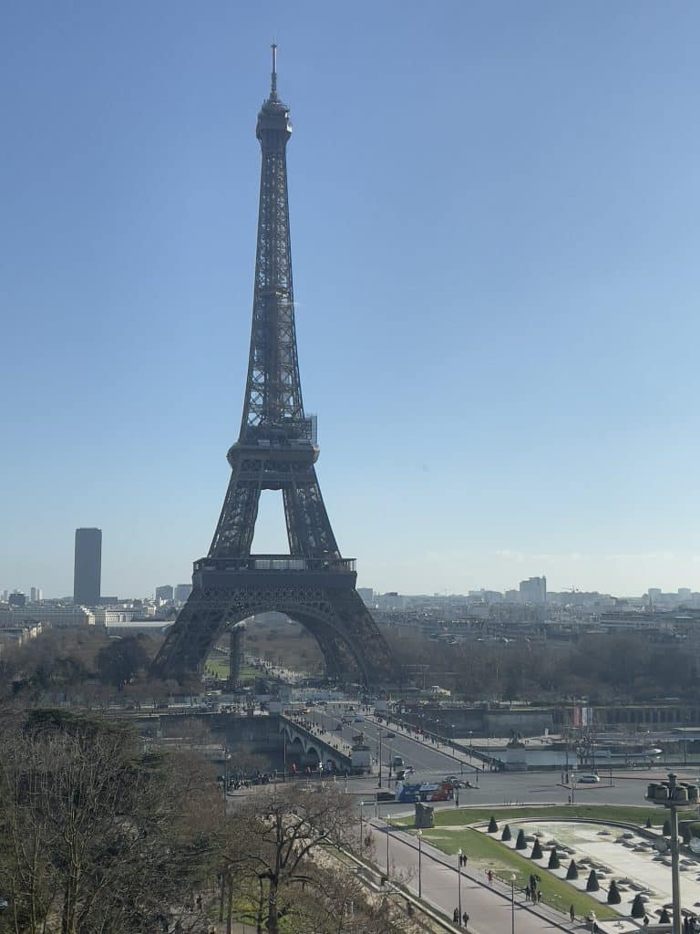 Is the Louvre near the Eiffel Tower? Yes, but it's not the best museum to get a shot of the iconic tower!